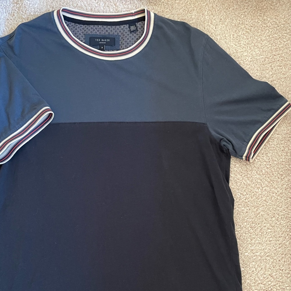 Ted Baker short sleeve tee - size 3 (Med)